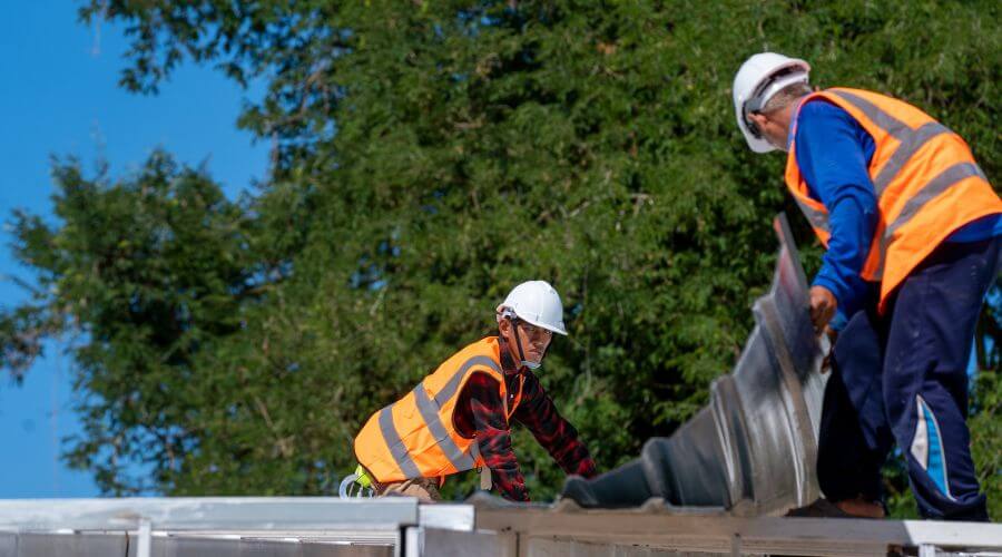 Professional Flat Roofing Installation in Broadus, MT